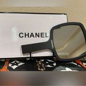 CHANEL VANITY MIRROR